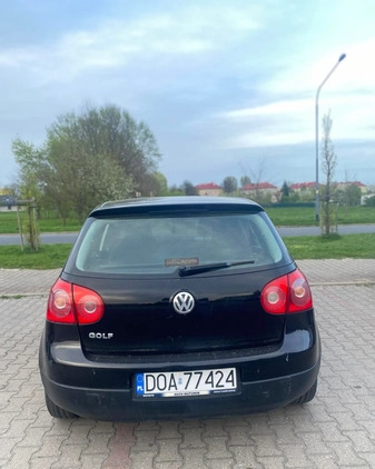 Volkswagen Golf cena 9500 przebieg: 250000, rok produkcji 2004 z Więcbork małe 106